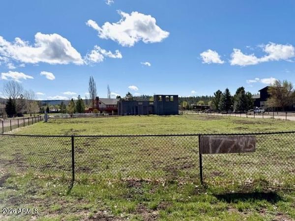 17795 S HOPI Road, Unit 51, Munds Park, AZ 86017