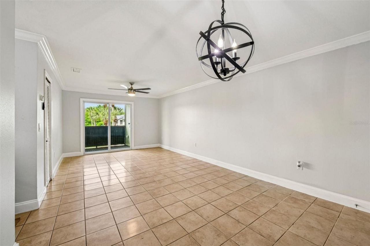 926 Lake Destiny Road, Unit F, Altamonte Springs, FL 32714 Photo