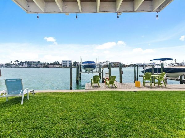 245 104TH AVENUE , Unit 5, TREASURE ISLAND, FL 33706