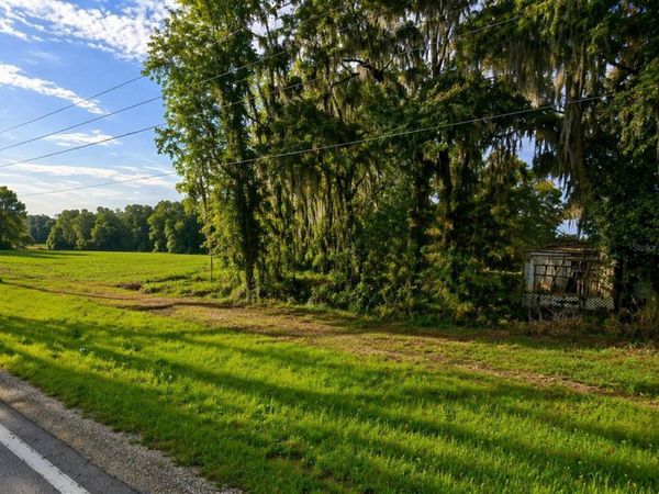 15611 NW 173RD STREET , ALACHUA, FL 32615