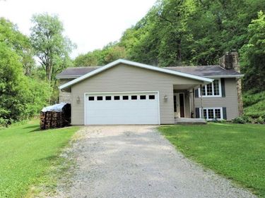 104 Hidden Valley Drive, Lanesboro, MN 55949