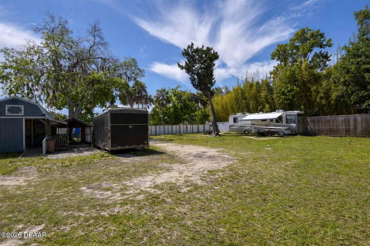 1014 W Samms Avenue, Port Orange, FL 32129 Photo