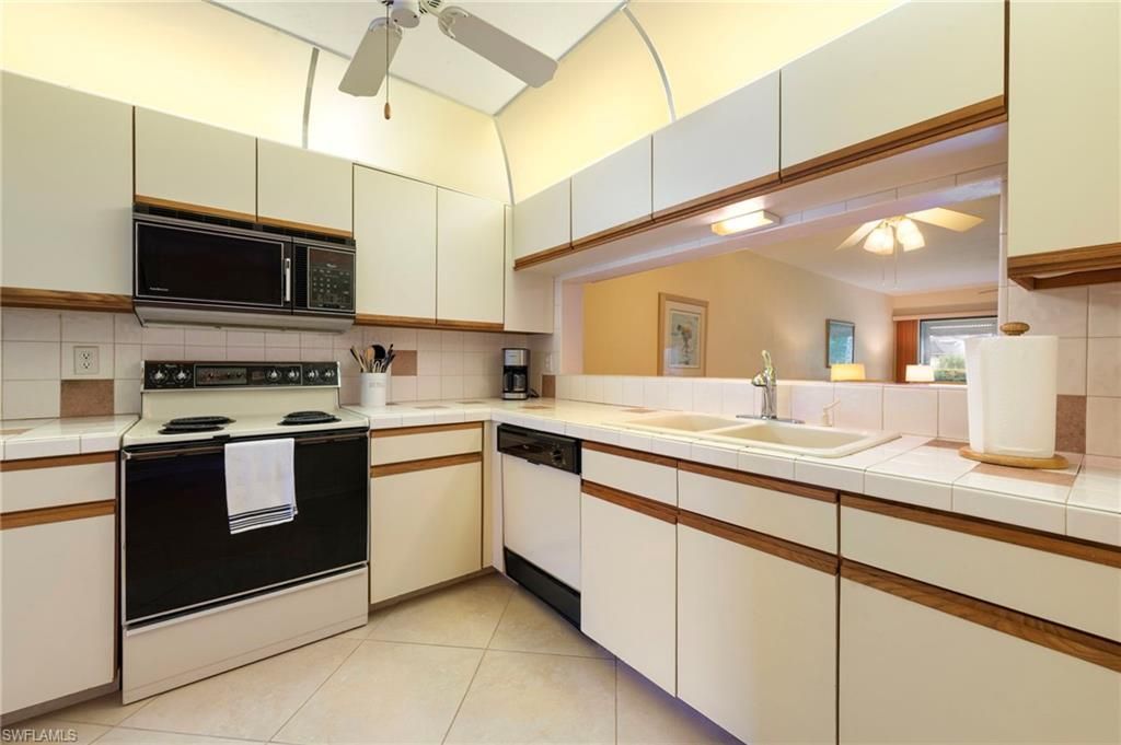 1231 Commonwealth Cir, Unit Q103, Naples, FL 34116 Photo