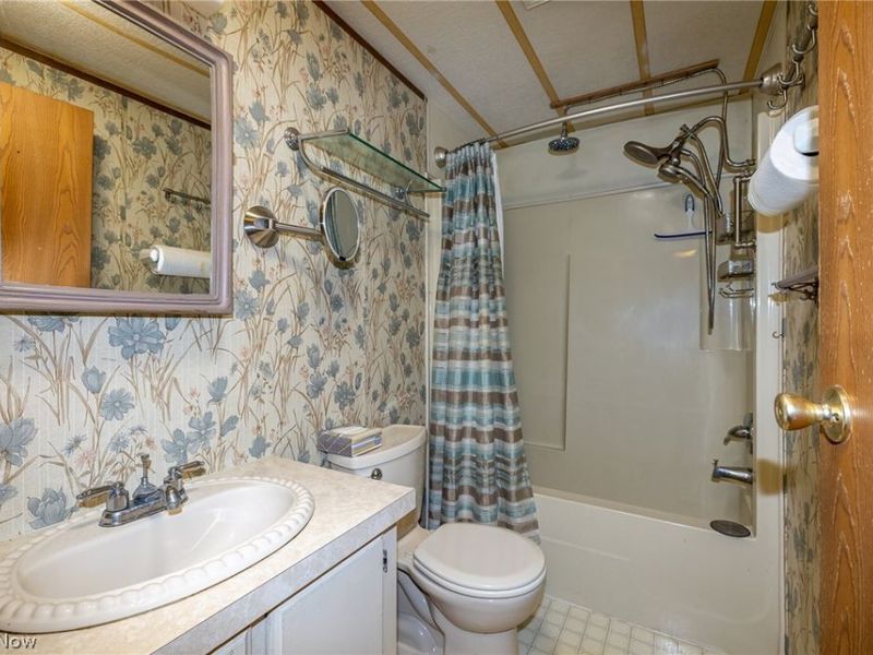 46 Sycamore, Olmsted Township, OH 44138 Photo 22