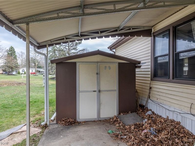 46 Sycamore, Olmsted Township, OH 44138 Photo 3