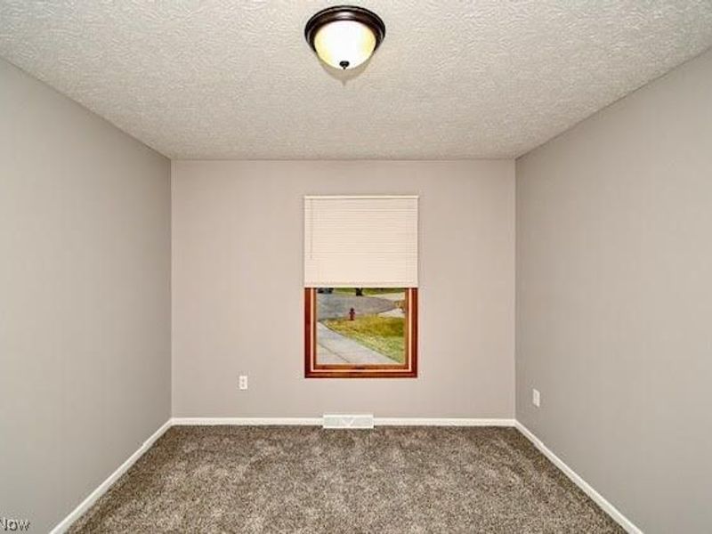 2391 Libra Circle SW, Canton, OH 44706 Photo 14