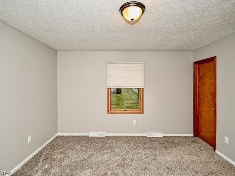 2391 Libra Circle SW, Canton, OH 44706 Photo 16