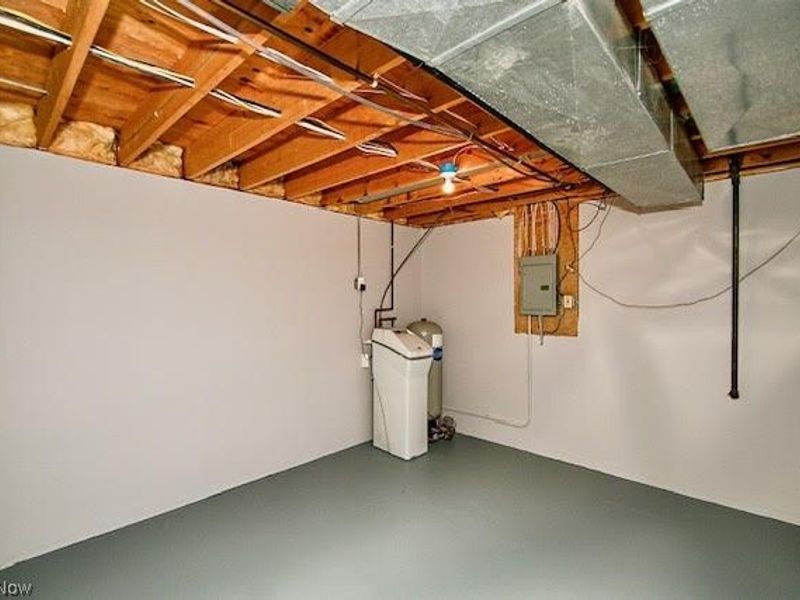 2391 Libra Circle SW, Canton, OH 44706 Photo 27