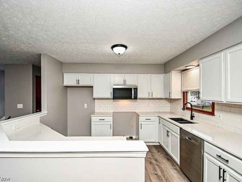 2391 Libra Circle SW, Canton, OH 44706 Photo 9