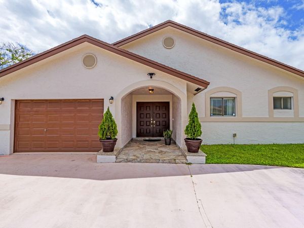 10218 NW 71st Place, Tamarac, FL 33321