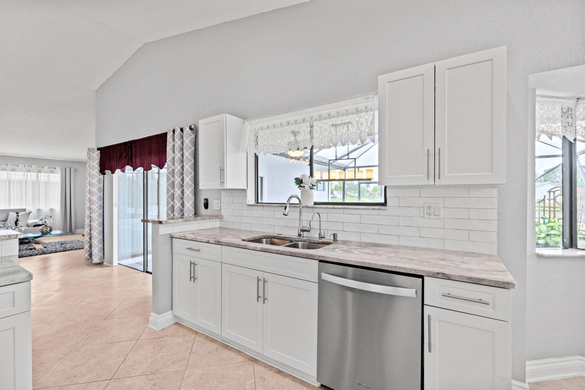 10218 NW 71st Place, Tamarac, FL 33321 Photo