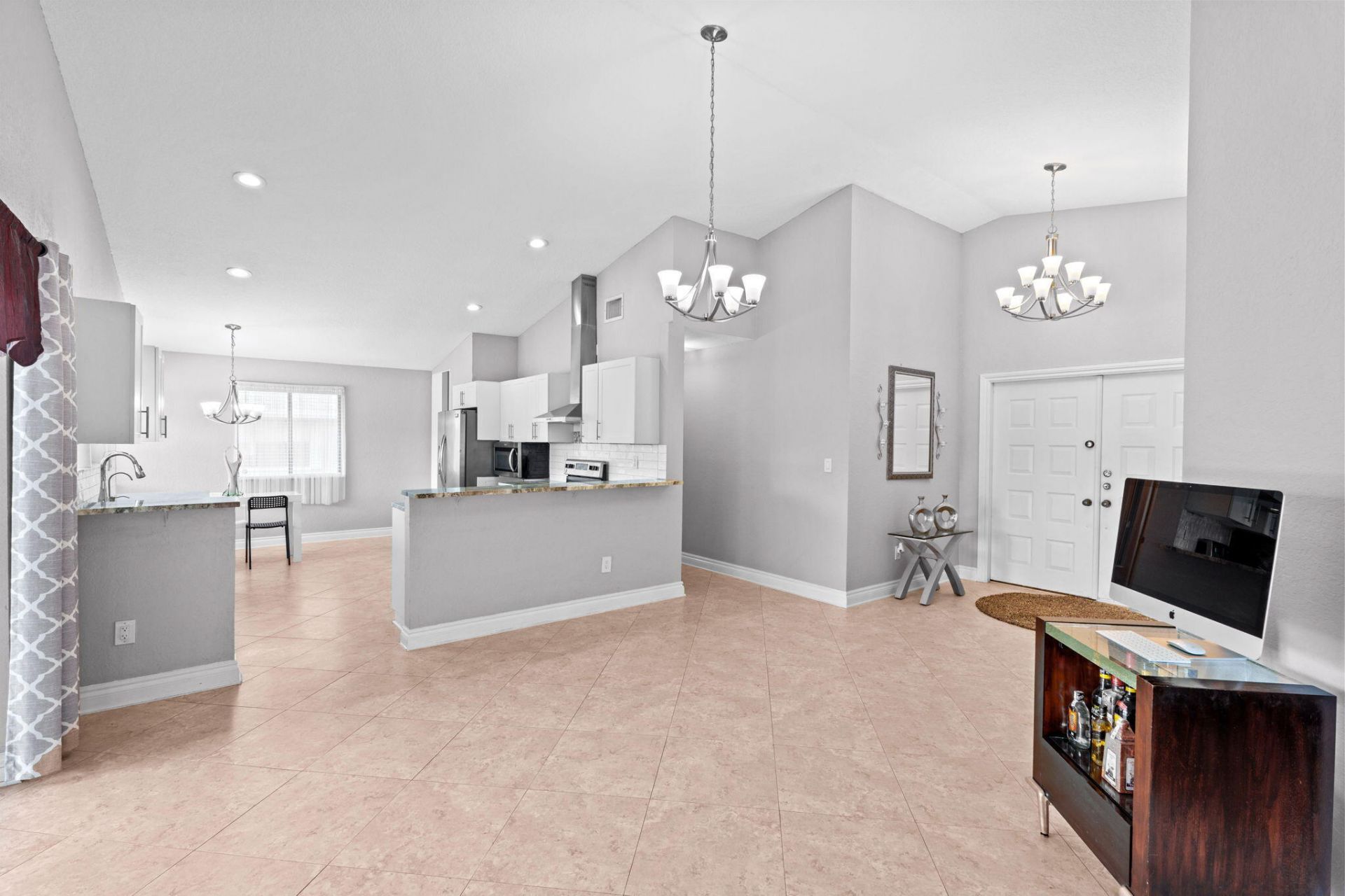 10218 NW 71st Place, Tamarac, FL 33321 Photo