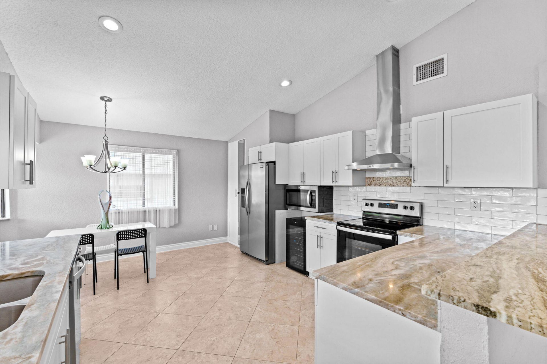 10218 NW 71st Place, Tamarac, FL 33321 Photo