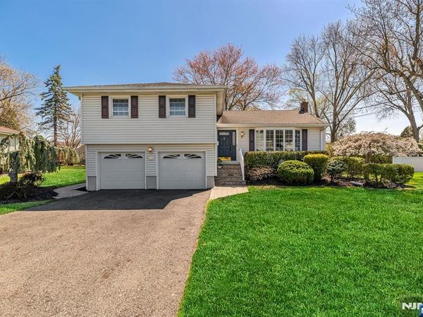145 Merritt Drive, ORADELL, NJ 07649