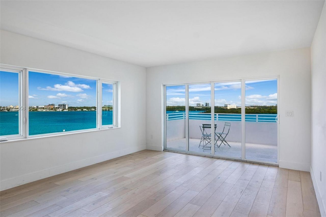 10300 W Bay Harbor Dr, Unit 9D, Bay Harbor Islands, FL 33154 Photo