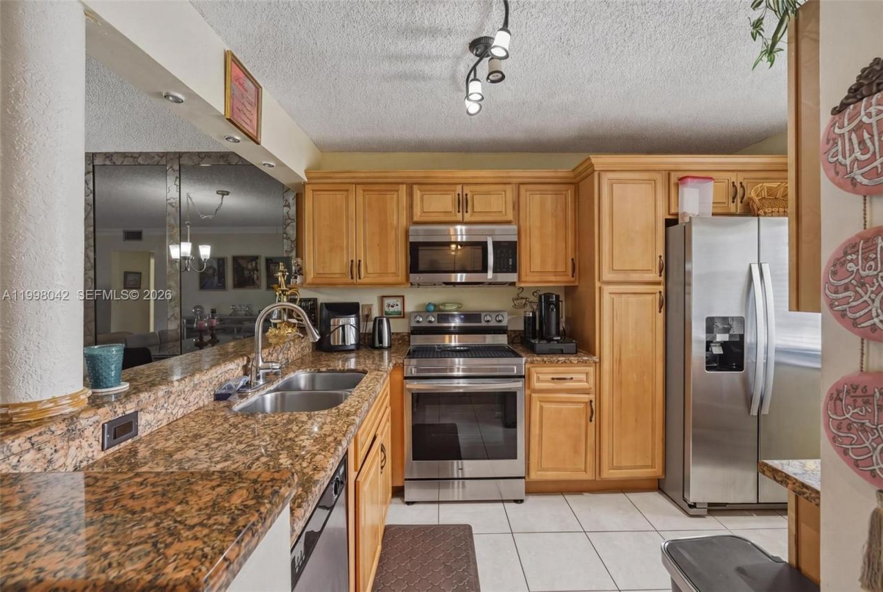 7740 NW 50th St, Unit 201, Lauderhill, FL 33351 Photo
