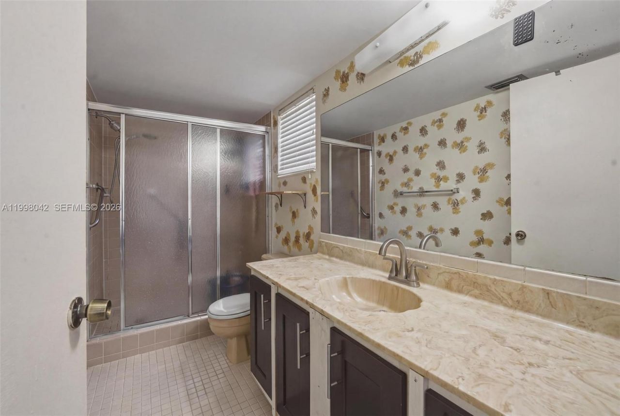 7740 NW 50th St, Unit 201, Lauderhill, FL 33351 Photo