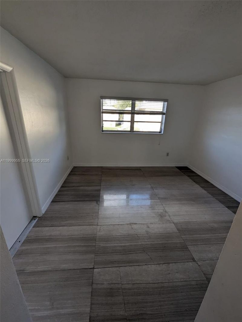 7360 SW 82nd St, Unit E202, Miami, FL 33143 Photo