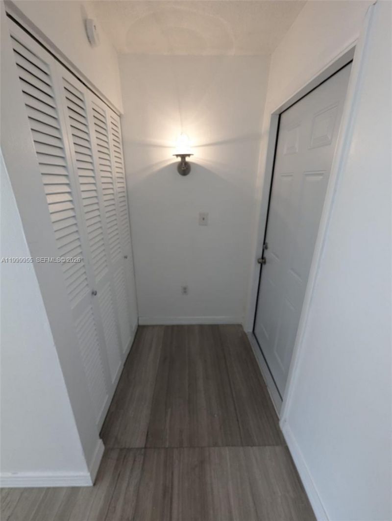 7360 SW 82nd St, Unit E202, Miami, FL 33143 Photo