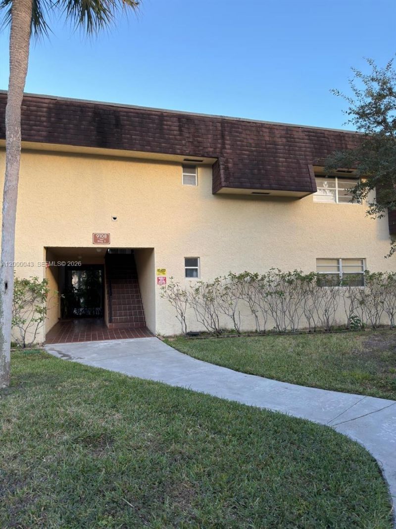 9108 SW 137th Ter, Unit 16-3, Miami, FL 33176 Photo
