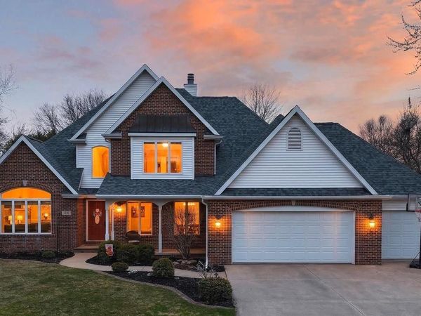 422 E OLDE PALTZER COURT, Appleton, WI 54913