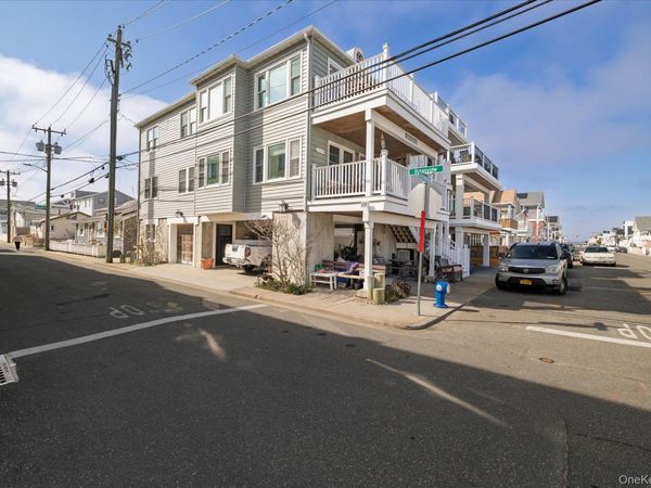 23 Arizona Avenue, Long Beach, NY 11561