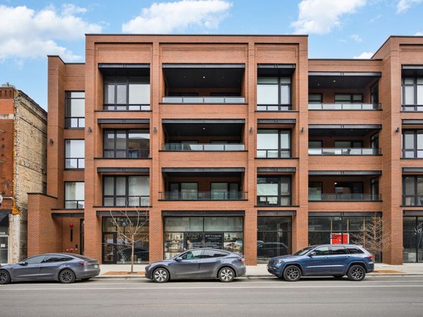 3037 N Lincoln Avenue , Unit PH-03, Chicago, IL 60657
