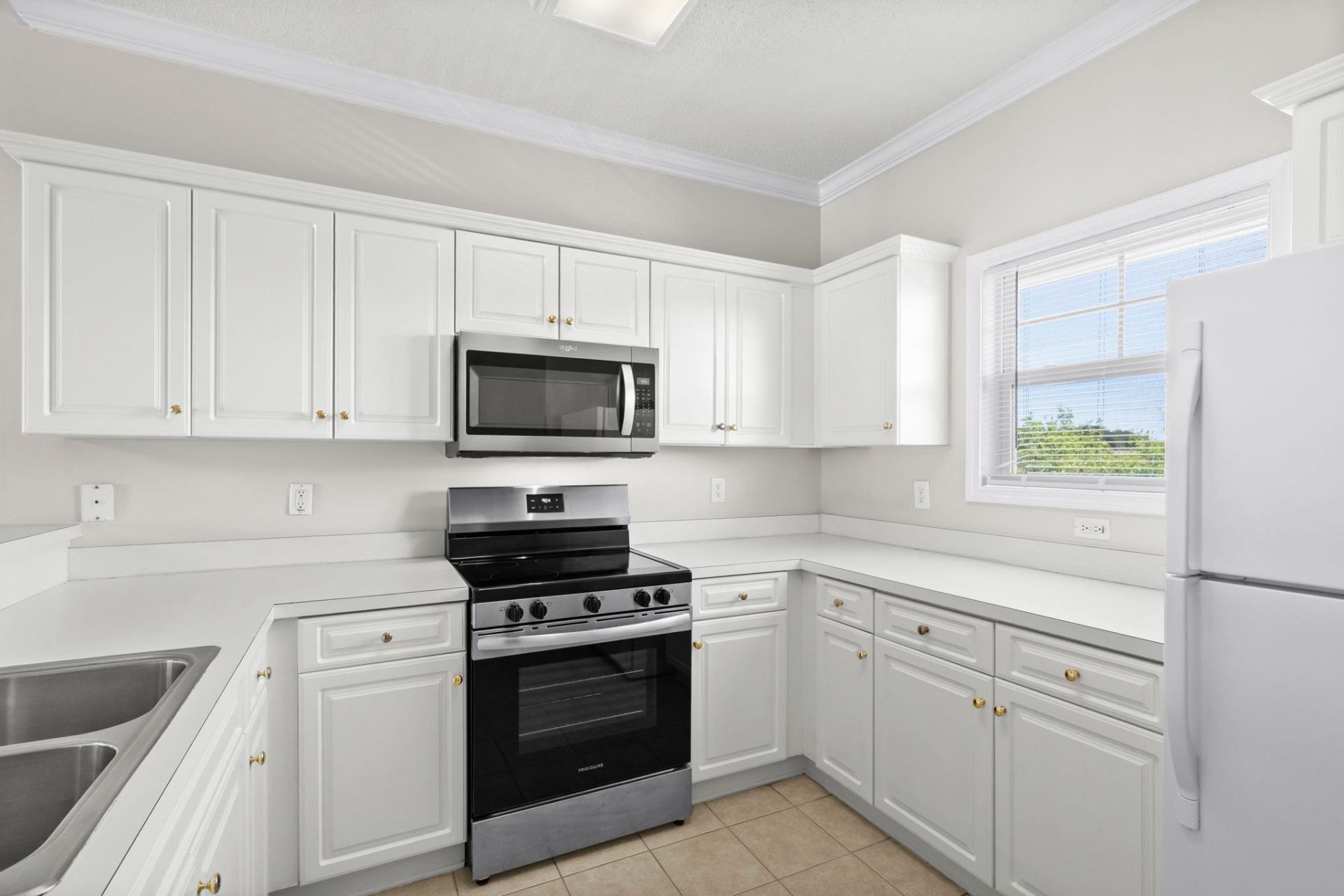 805 Crumpet Ct. Photo 10