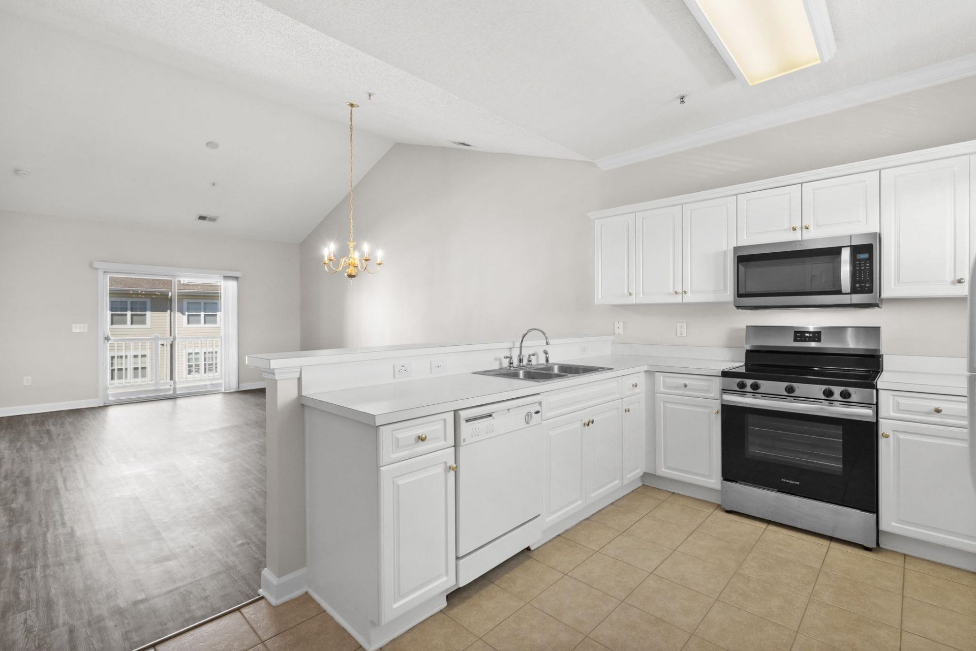 805 Crumpet Ct. Photo 8