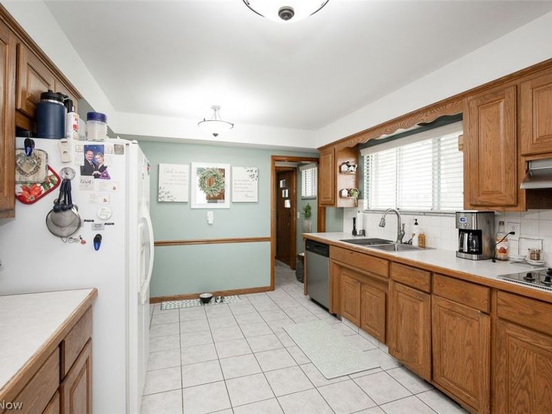 2986 Wilbanks Drive, Norton, OH 44203 Photo 7