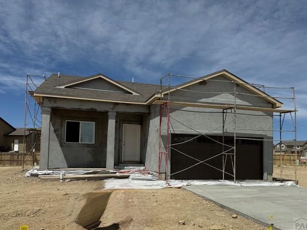 6025 Harper Ln, Pueblo, CO 81008