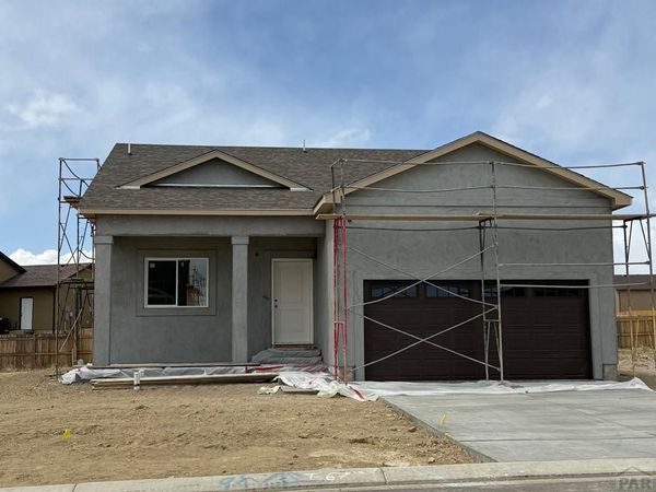 6025 Harper Ln, Pueblo, CO 81008