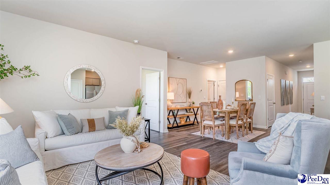 2084 East Paces Trail Photo 9