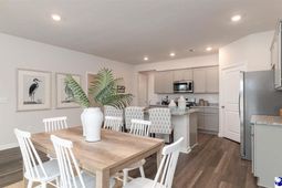 229 Bluff View Lane photo 4