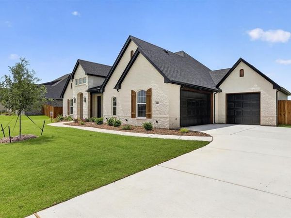 140 Chapowits, Godley, TX 76044