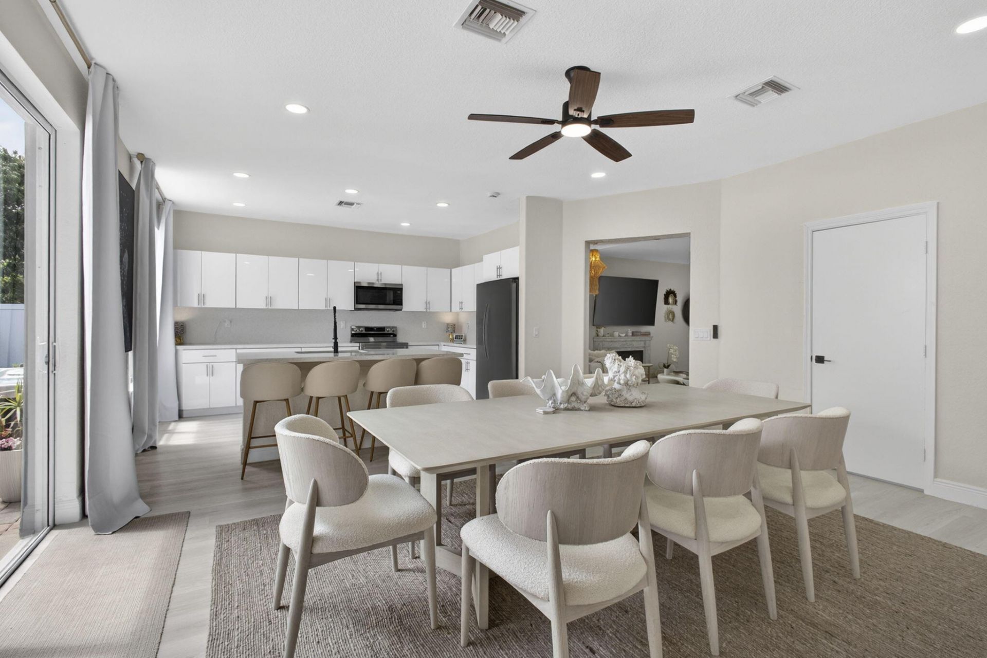 4090 Winnipeg Way, West Palm Beach, FL 33409 Photo