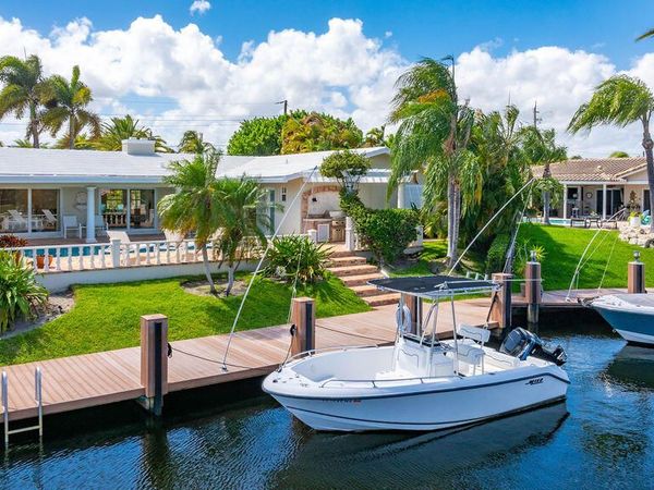 4450 NE 24th Terrace, Lighthouse Point, FL 33064