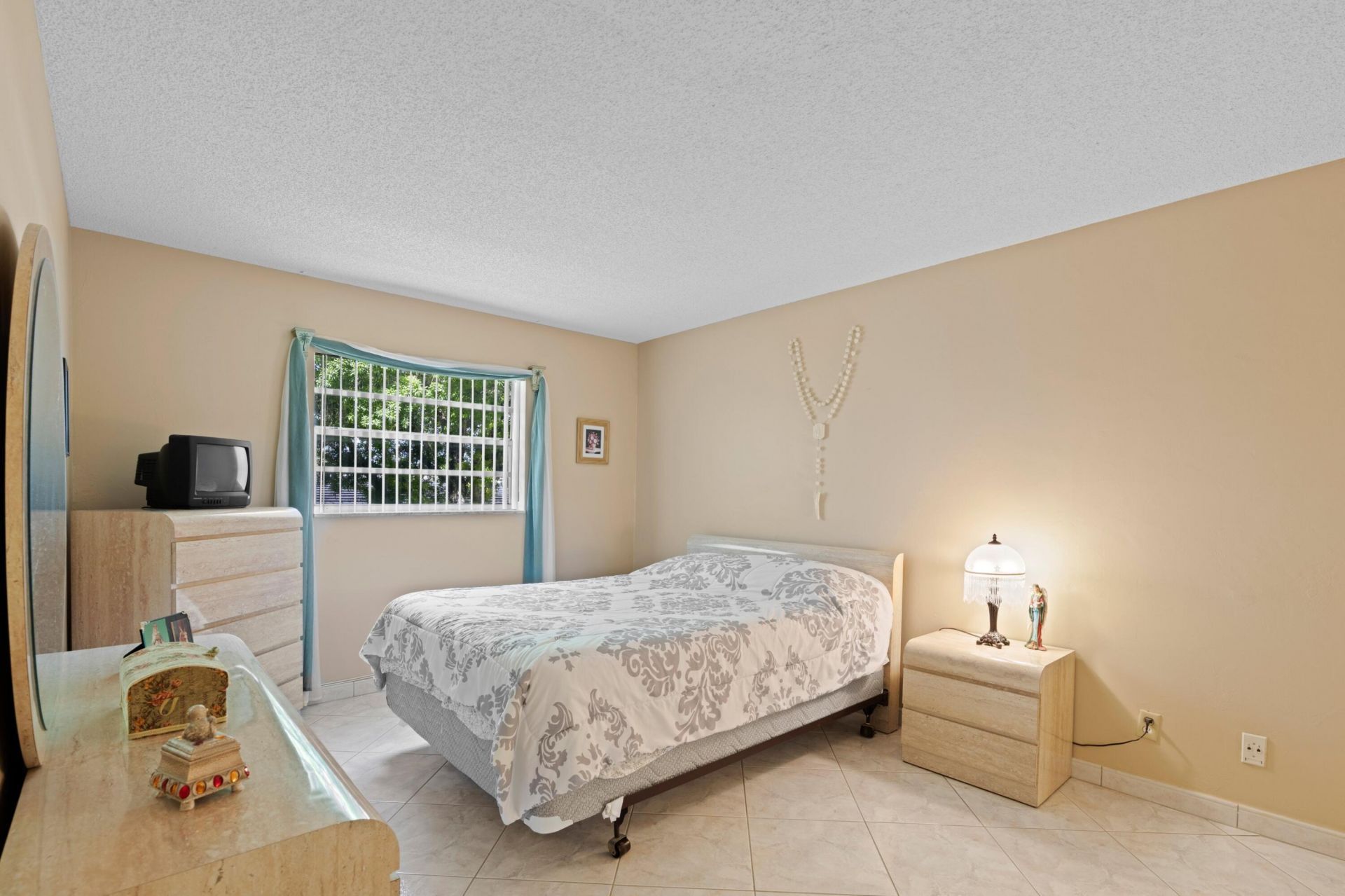 4000 NW 44th Avenue, Unit 207, Lauderdale Lakes, FL 33319 Photo