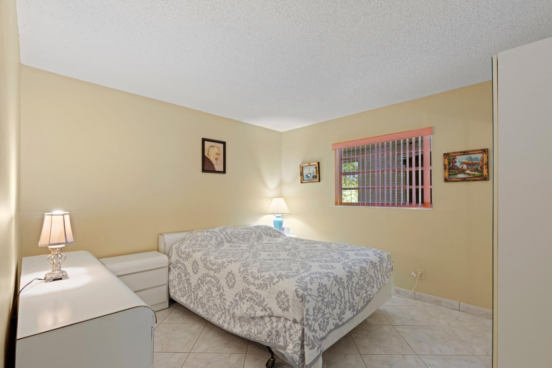 4000 NW 44th Avenue, Unit 207, Lauderdale Lakes, FL 33319 Photo