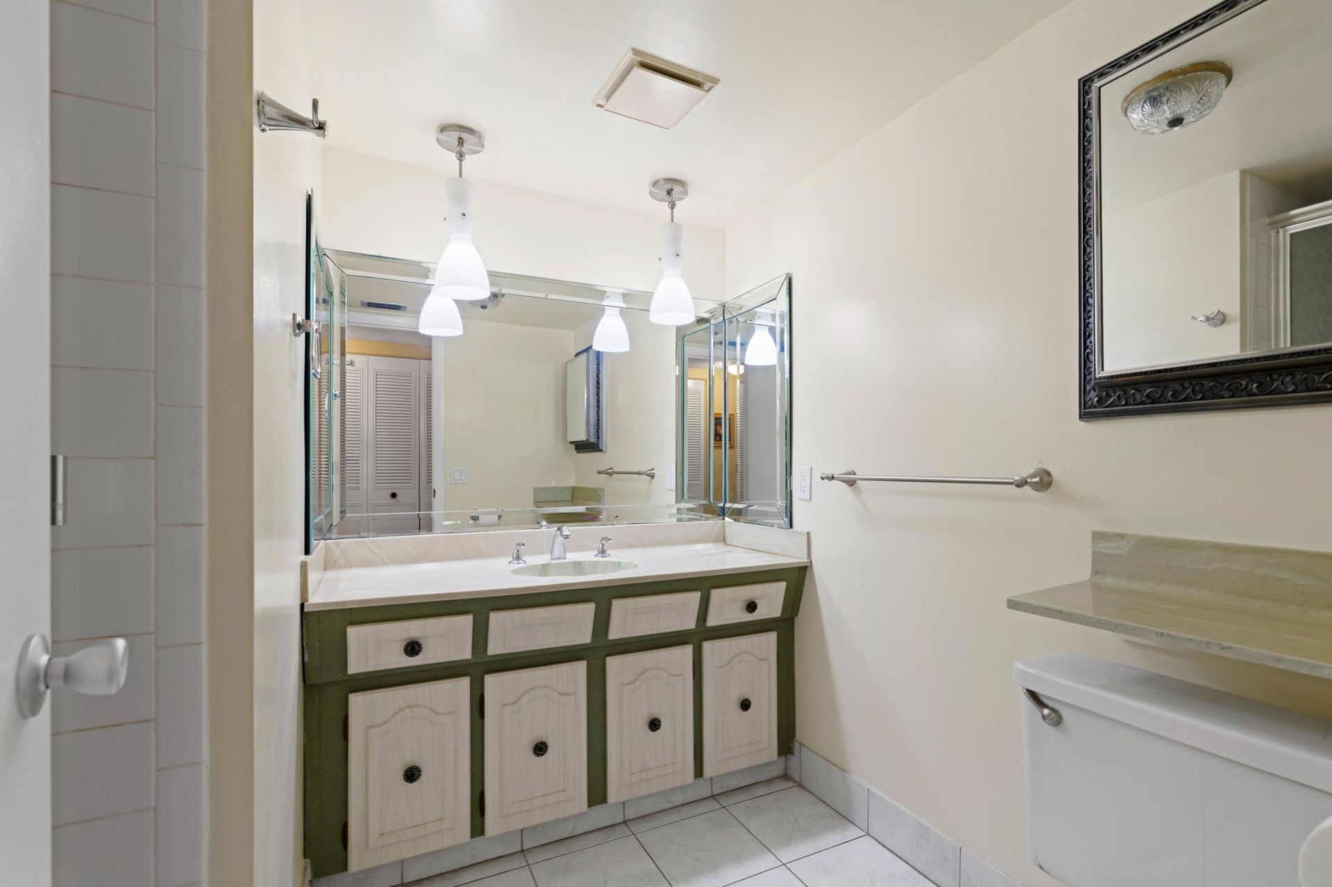 4000 NW 44th Avenue, Unit 207, Lauderdale Lakes, FL 33319 Photo