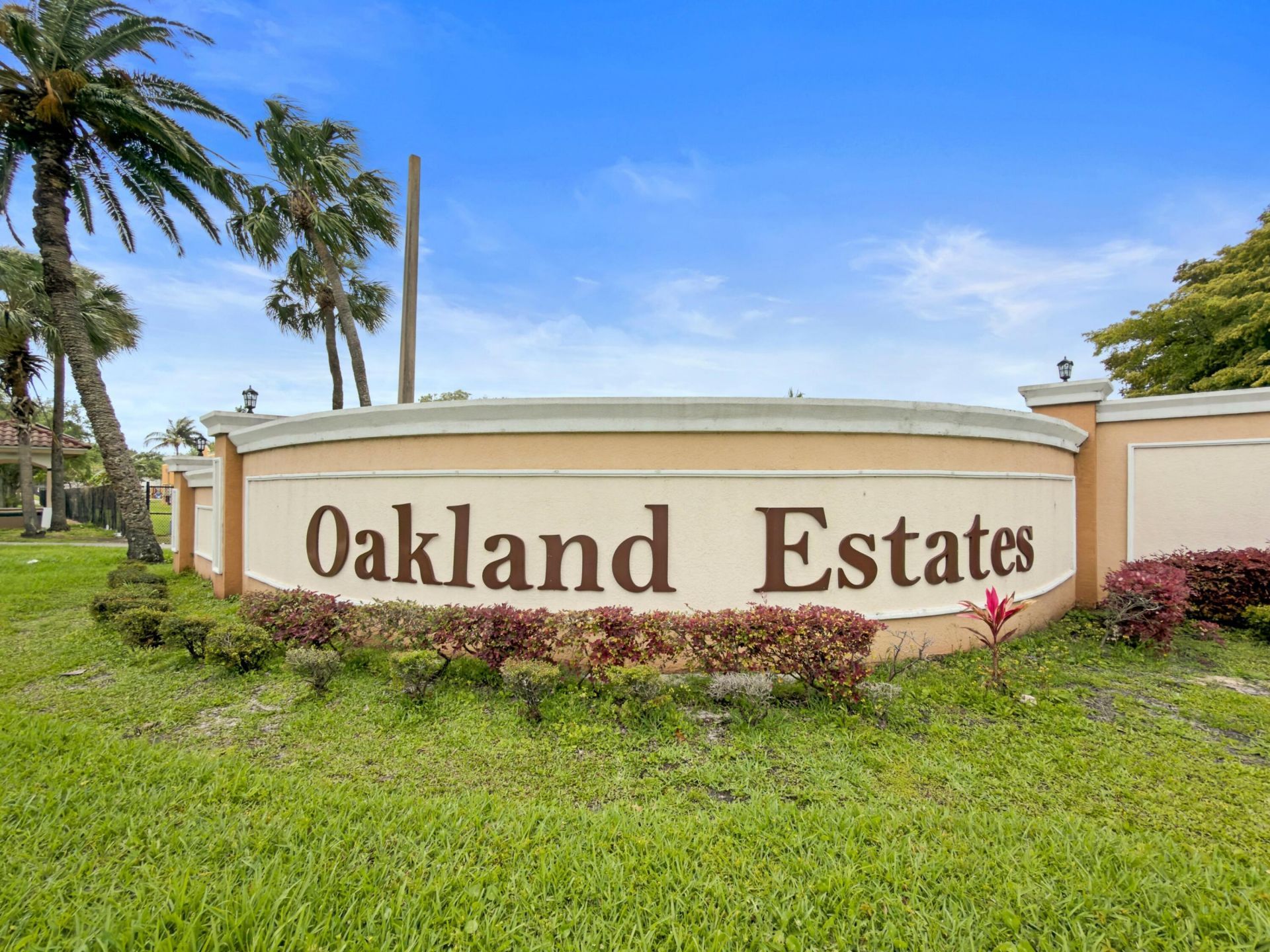 4000 NW 44th Avenue, Unit 207, Lauderdale Lakes, FL 33319 Photo