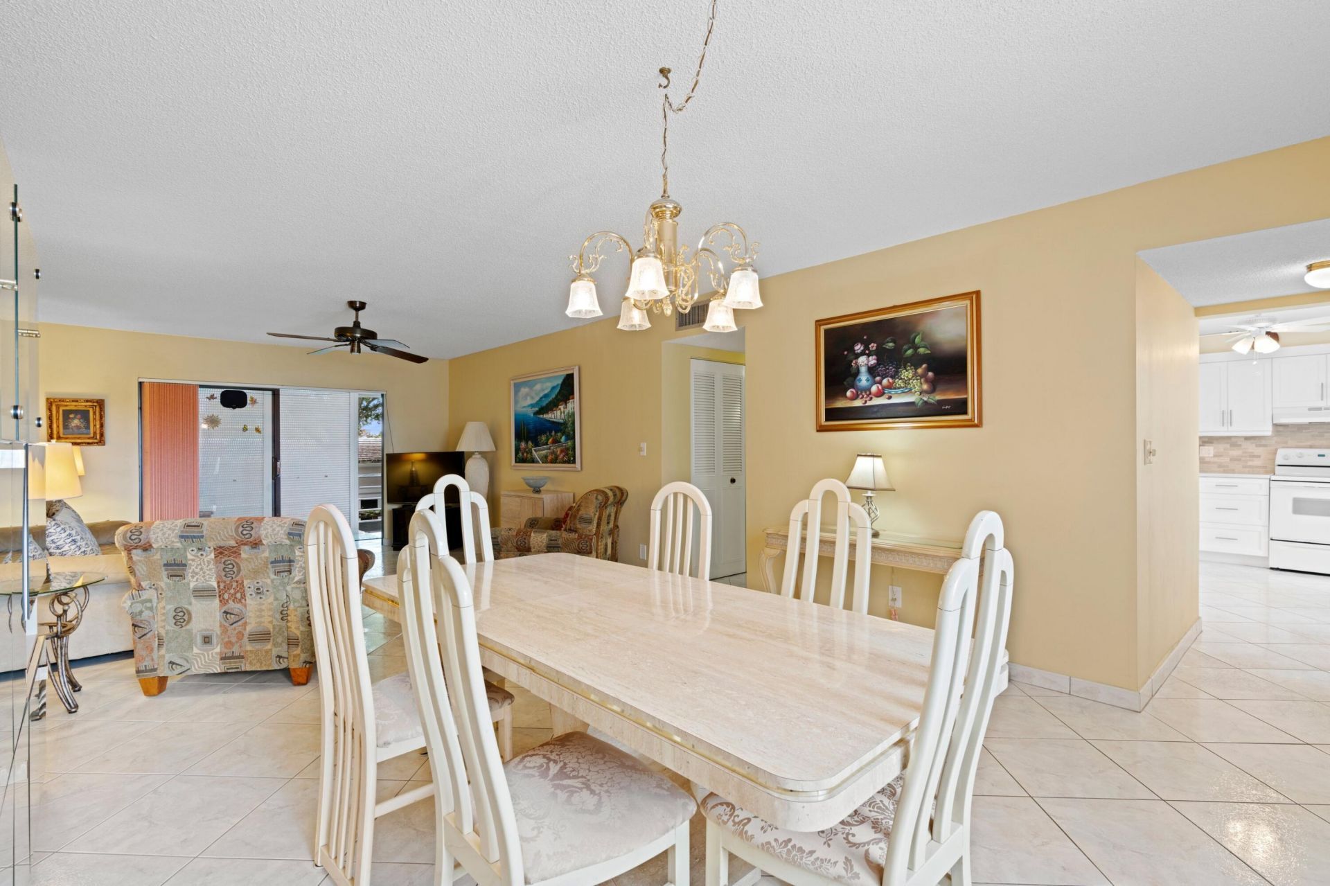 4000 NW 44th Avenue, Unit 207, Lauderdale Lakes, FL 33319 Photo