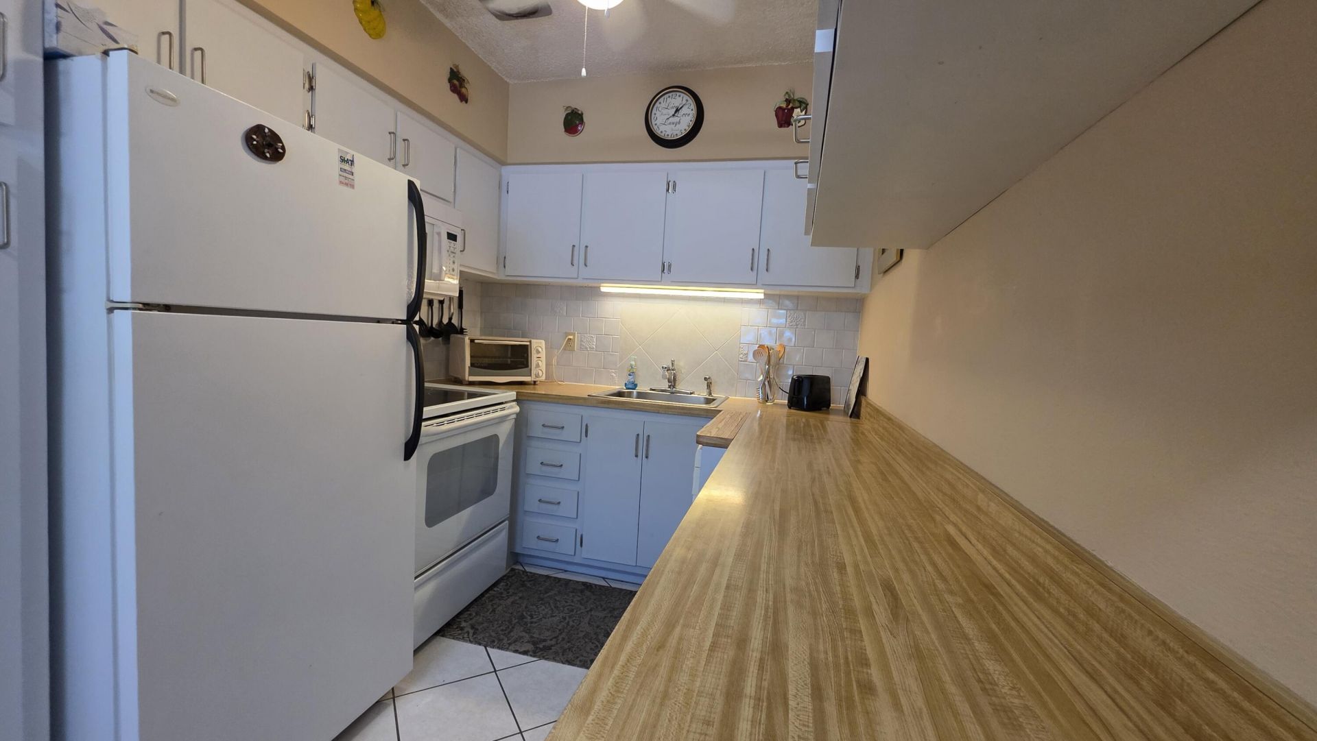 900 SW 10th Terrace, Unit 2s, Hallandale Beach, FL 33009 Photo