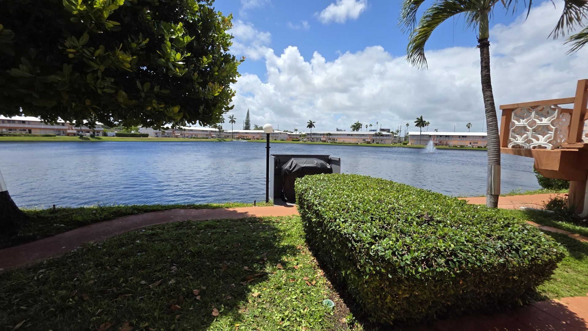 900 SW 10th Terrace, Unit 2s, Hallandale Beach, FL 33009 Photo