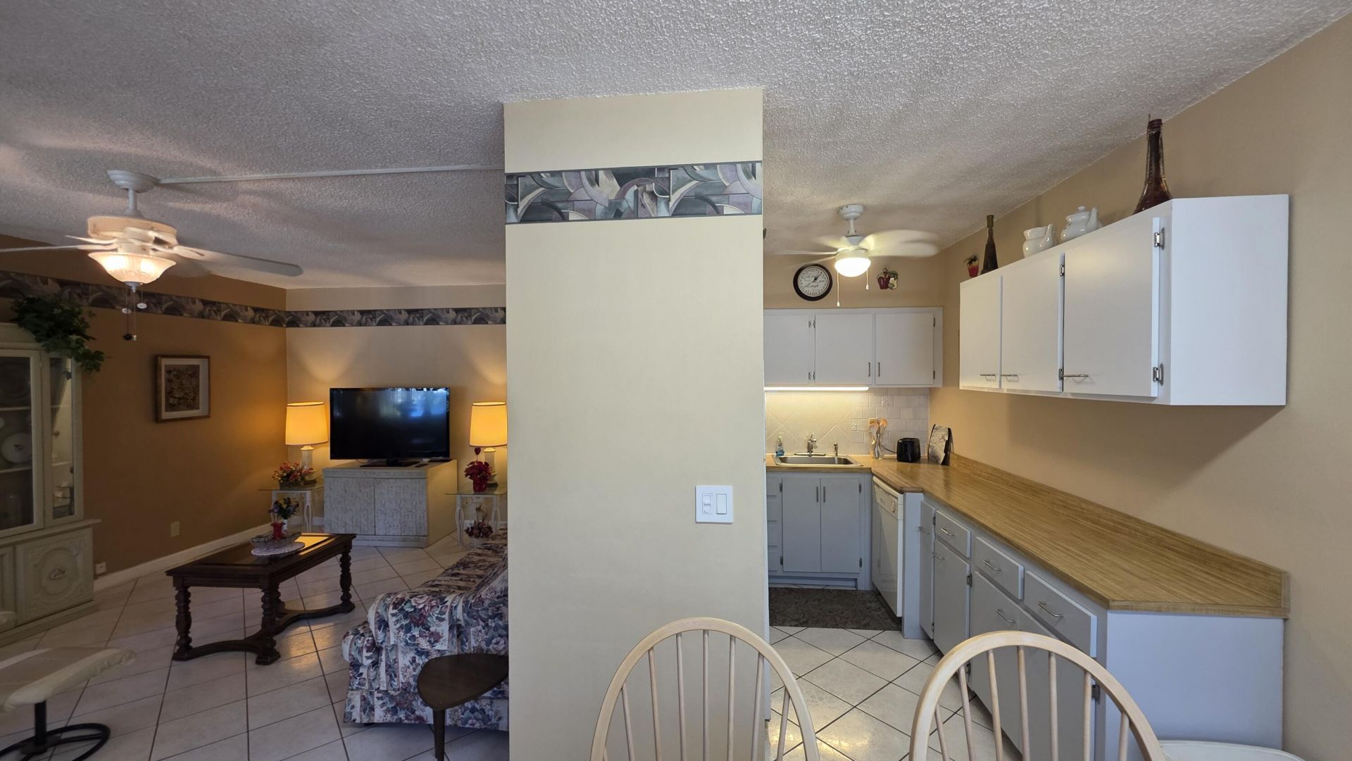 900 SW 10th Terrace, Unit 2s, Hallandale Beach, FL 33009 Photo