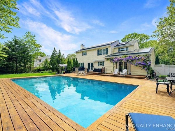 17 Jennifer Path, Westhampton Beach, NY 11978