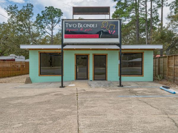 82 Coastal Highway, Panacea, FL 32346