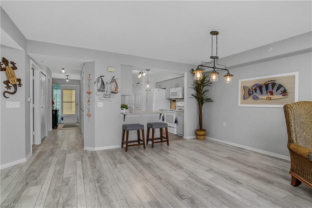 15475 Cedarwood Ln, Unit 203, Naples, FL 34110 Photo