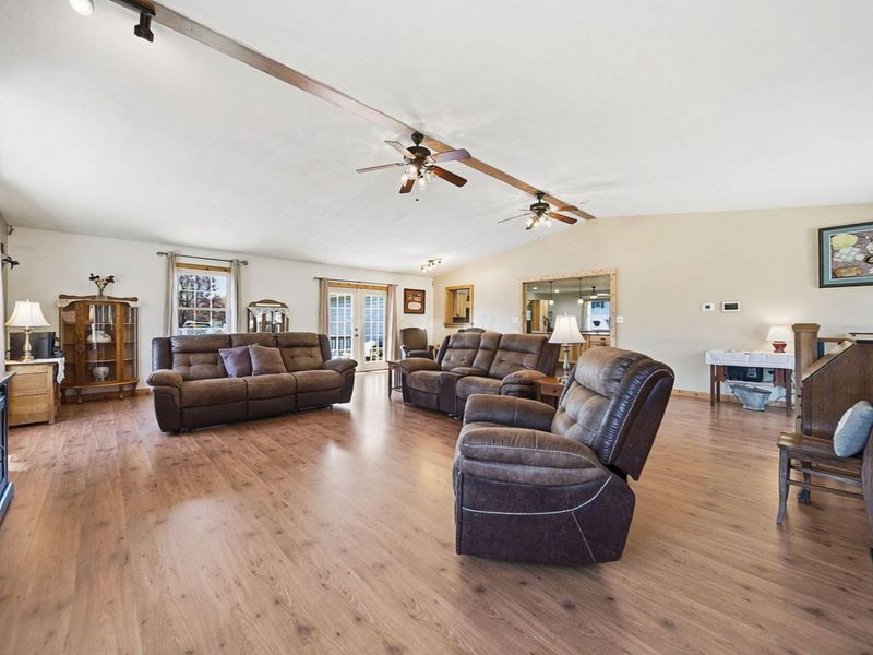 106 Gordon Drive, Chillicothe, OH 45601 Photo 4