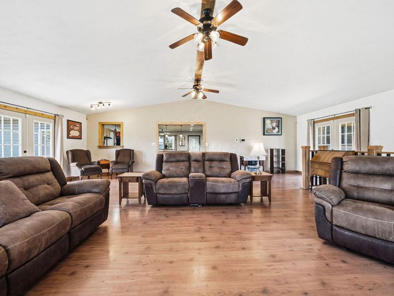 106 Gordon Drive, Chillicothe, OH 45601 Photo 5